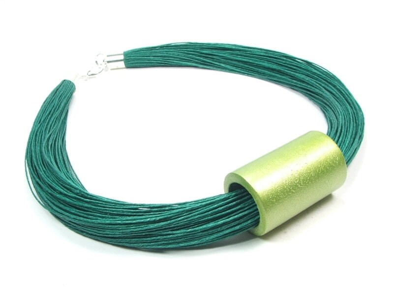 Hellgrüne Große Holzröhren, Gewachste Leinenkette, Handbemalte Röhren, Meistverkaufte Einzelteile Handgefertigt, Geschenk Für Frauen von JagnaStudio