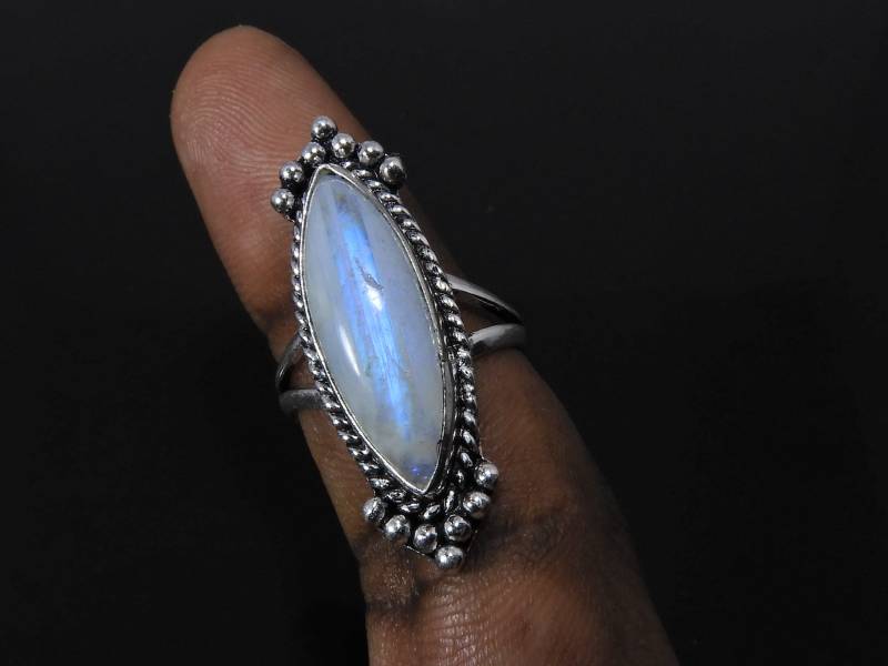 Natürlicher Regenbogen Mondstein Ring, 925 Sterling Silber Marquise Designer Ring von Jaipurgemsstudio