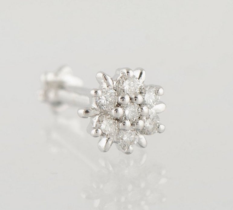 14K Gold Diamant Blumen Nasenring 0, 08Ct Natürlicher Schraubverschluss Bolzen Für Mädchen von JaipurjewelsStore