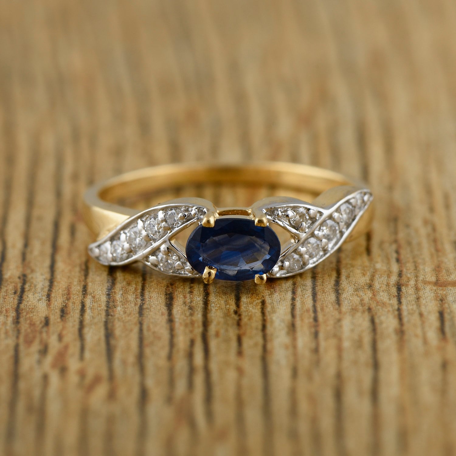 18K Gelbgold Blauer Saphir Verlobungsringe Diamant Im Ovalschliff Ehering von JaipurjewelsStore