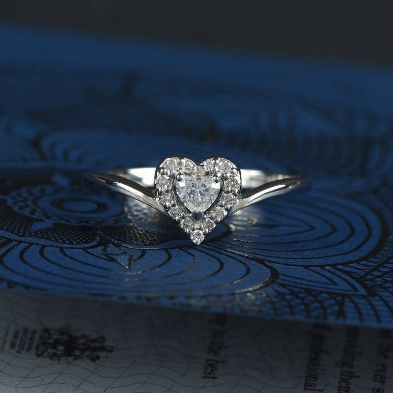 18K Weißgold 0, 26 Karat Naturdiamant Herzring Hochzeitsvorschlag Verlobungsringe von JaipurjewelsStore