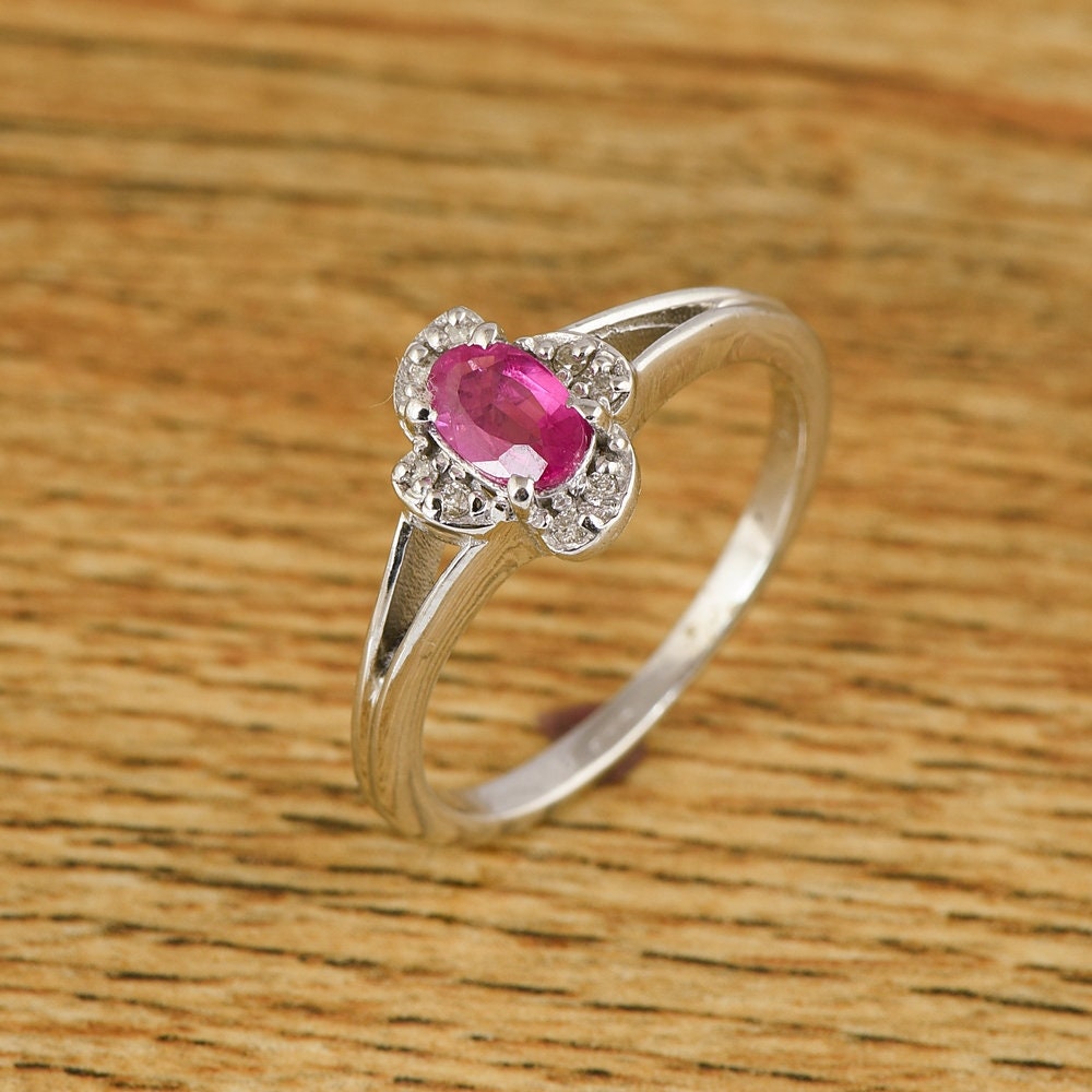 sterling Silber Pink Rubin Ring Edelstein Im Ovalschliff, Zierliche Aussage von JaipurjewelsStore