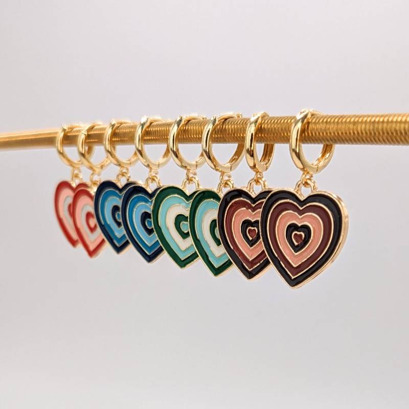 70Er Ohrringe 18K Vergoldet Mit Emaille Anhänger Herz 70Er Ohrringe 18K Vergoldet Mit Emaille Anhänger Herz von JakiJewelry