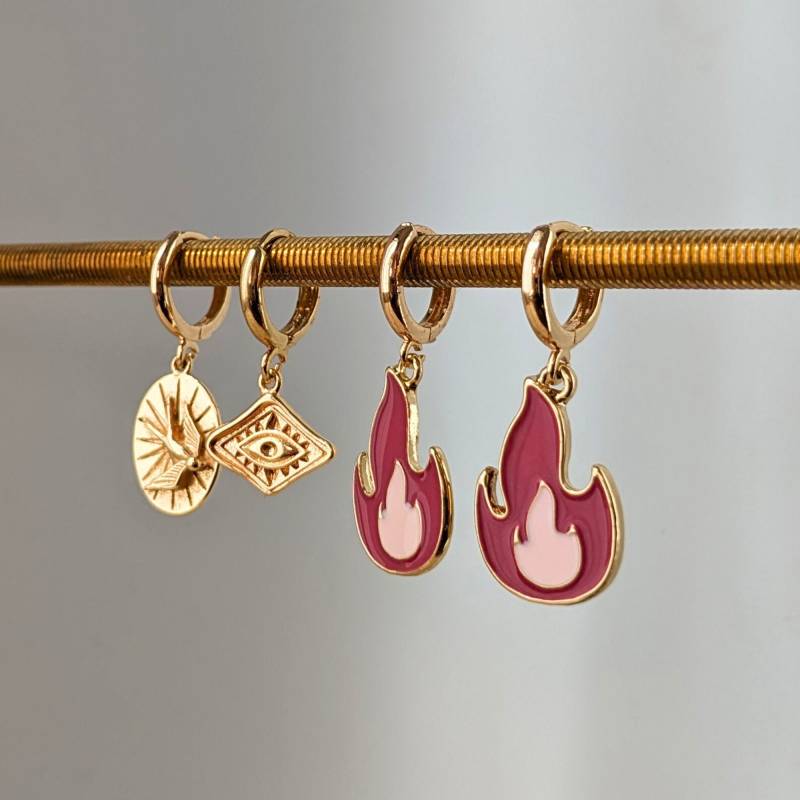 Flammen Ohrringe 18K Vergoldet Mit Emaille Anhänger Im Feuer & Flamme Stil Flammen Ohrringe 18K Vergoldet Mit Emaille Anhänger Im Feuer & Flamme Stil von JakiJewelry