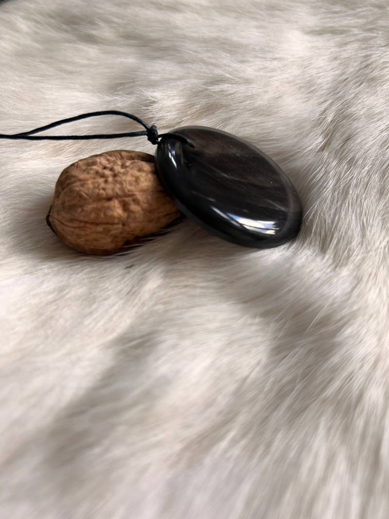 Coletta - Amulett Aus Altem Büffelhornknopf von JalanJalanCreations