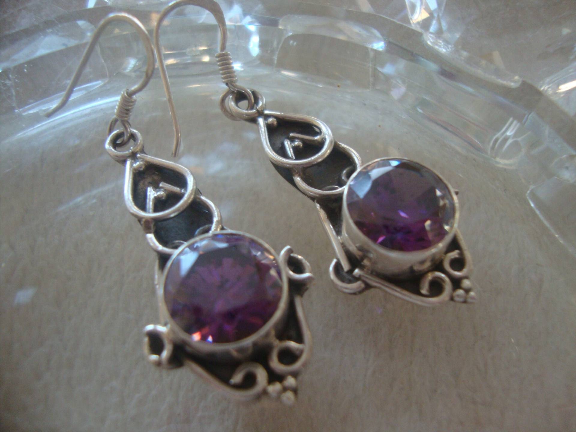 Wundervolle Facettierte Amethyst-Silber-Ohrhänger 48mm Wundervolle Facettierte Amethyst-Silber-Ohrhänger 48mm von JalidaSchmuck