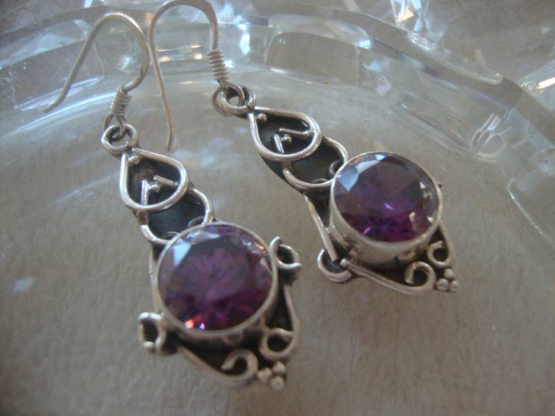 Wundervolle Facettierte Amethyst-Silber-Ohrhänger 48mm Wundervolle Facettierte Amethyst-Silber-Ohrhänger 48mm von JalidaSchmuck