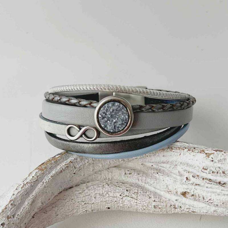 Armband Leder Mit Cabochon Und Infinity von Jalimei