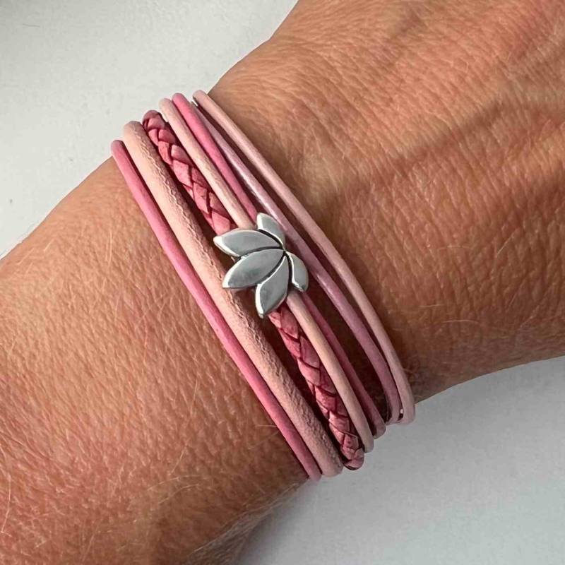 Armband Leder Mit Einer Lotusblume Rose von Jalimei
