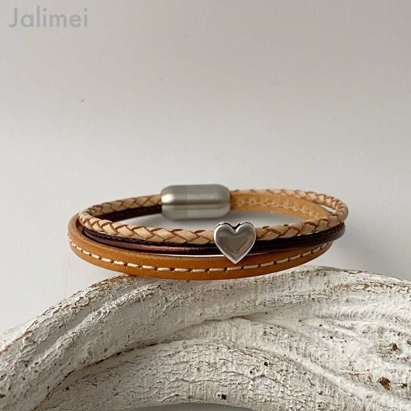Lederarmband Mit Kleinem Herz Beige Braun von Jalimei
