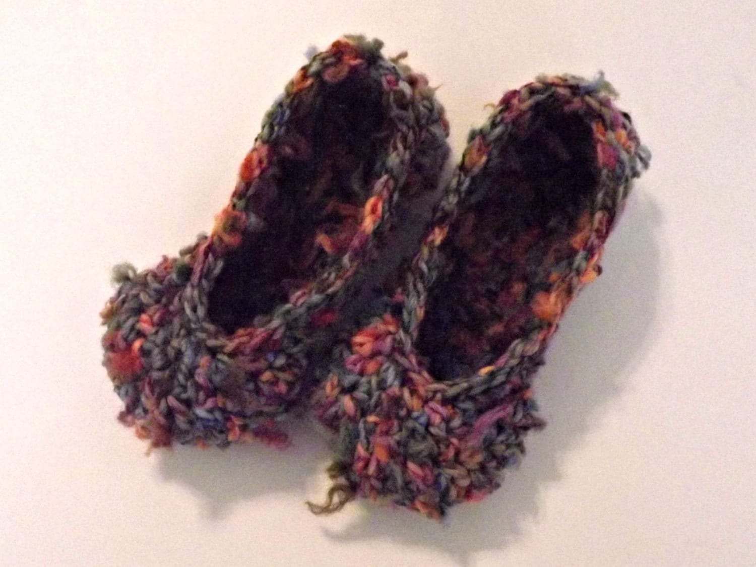 Gehäkelte Hausschuhe Warme Ballerinas, Größe 5 Gehäkelte Hausschuhe Warme Ballerinas, Größe 5 von JamCottageHandmade