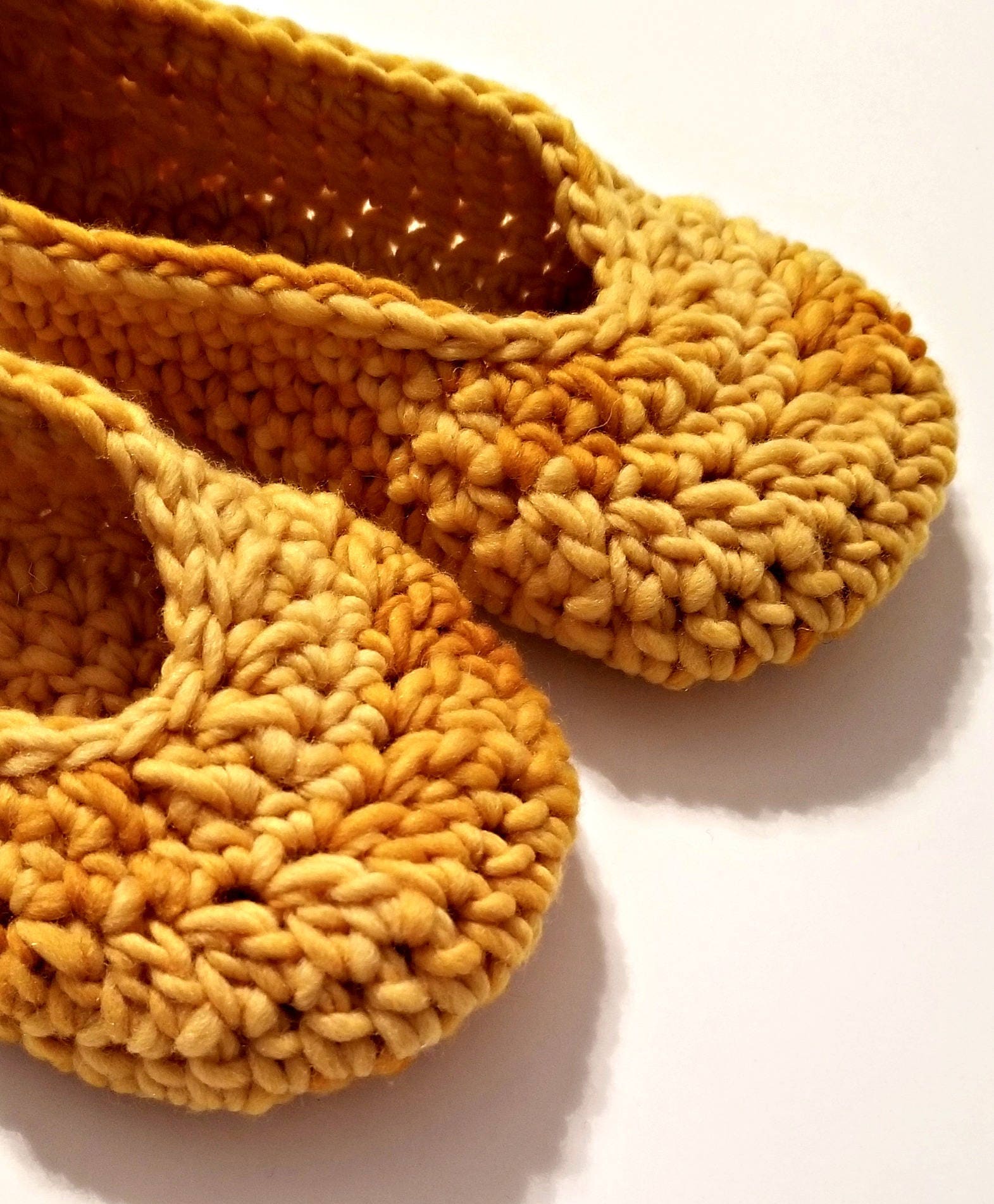Gelb Wolle Häkeln Hausschuhe Frauen Größe 5-6 Gelb Wolle Häkeln Hausschuhe Frauen Größe 5-6 von JamCottageHandmade