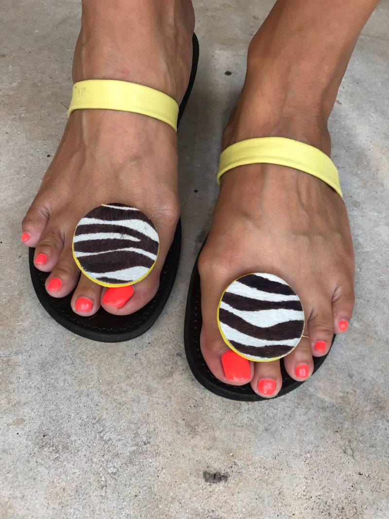 Kai Slide - Zebra/Gelb Kai Slide - Zebra/Gelb von JamaicaSandalCo