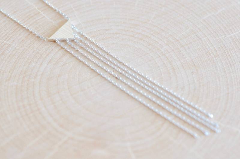 Dreieck Quaste Halskette, Minimalist Schmuck, 925 Silber von JamberJewels