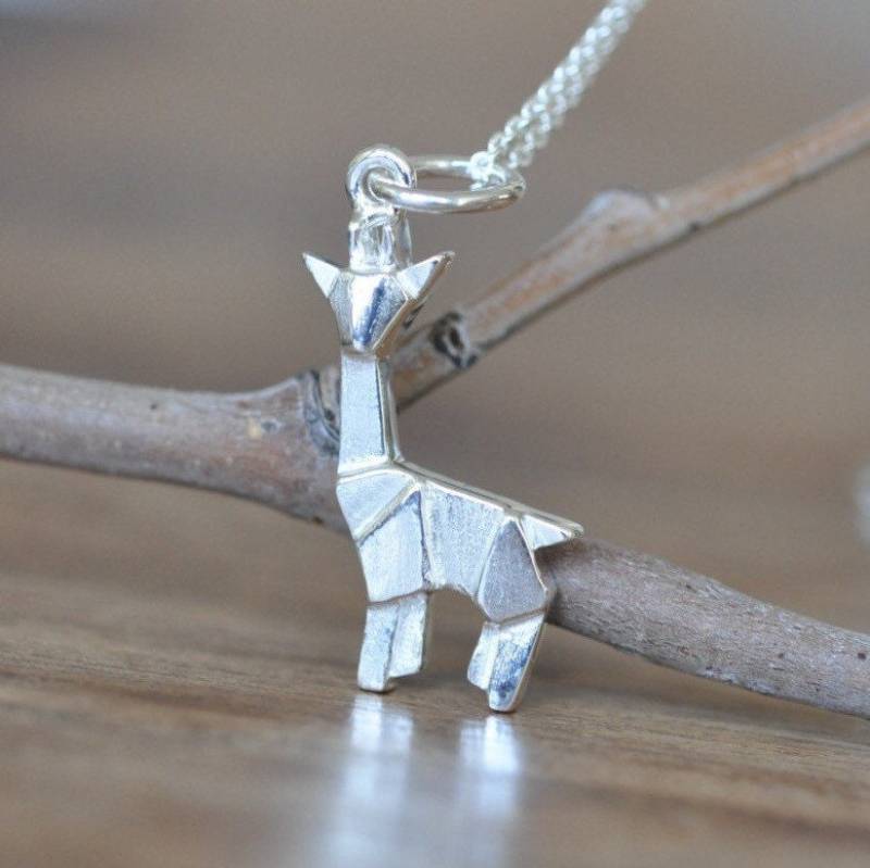 sterling Silber Origami Giraffe Halskette, Matte Finish von JamberJewels