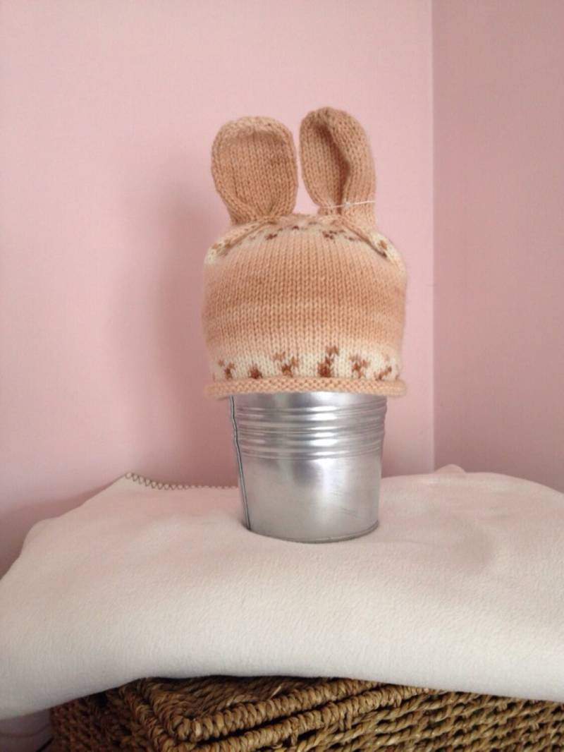 Handgestrickte Kinder Mütze Mit Hasenohren - Braun Größe 0 4 Jahre von Jamborel