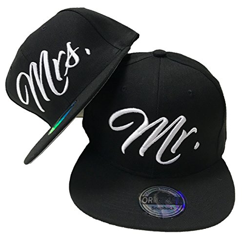 JameStyle26 Mr. & Mrs. Snapback Set USA Cap Kappe Basecap Mütze Trucker Cappy Kult (Mr. Mrs. Set Schwarz) von JameStyle26