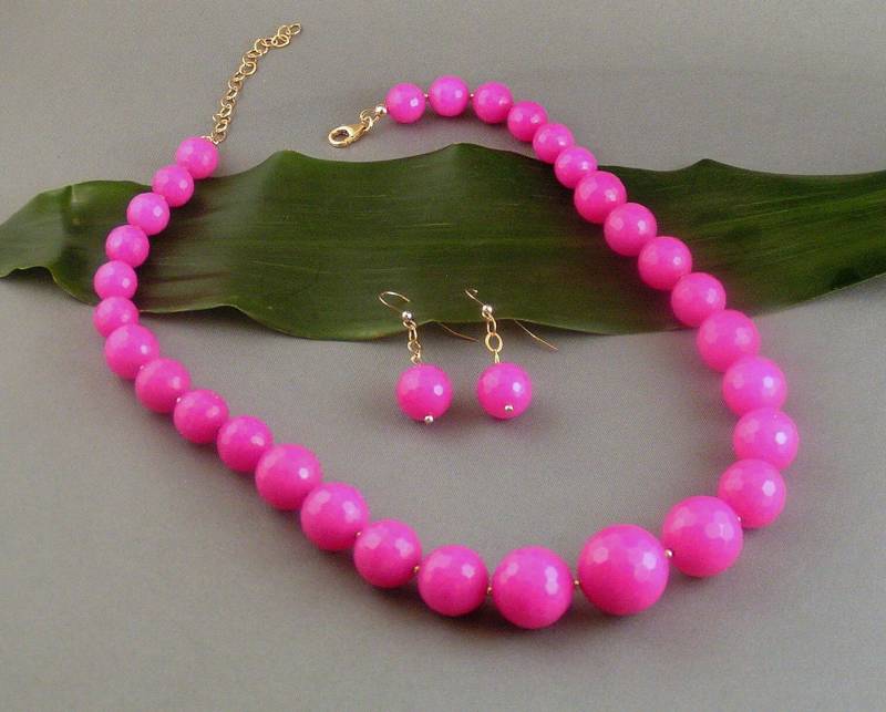 Fuschia Gefärbt Jade-Set - Runde "Taste The Rainbow" Fuschia Gefärbt Jade-Set - Runde "Taste The Rainbow" von Jamilary