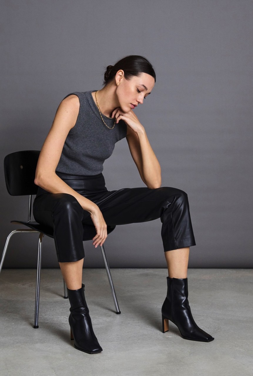 THE VEGAN COATED PANTS | JAN | N JUNE | vegane Hose | black L von Jan N June