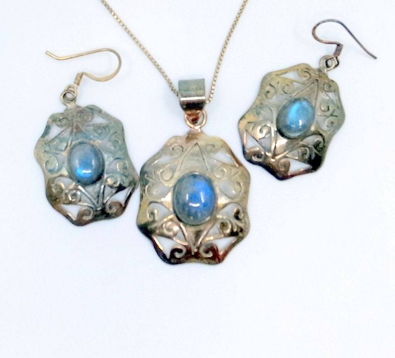 Vintage Blauer Mondstein Sterling Halskette Set, Ohrringe - Silber Natürliche Blaue Mondsteine Große Ohrhänger Lieblich von JanEleven