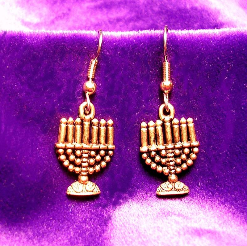 Menora Ohrringe Silber Oder Gold Finish. Hypoallergene Brisuren von JanHallDesigns