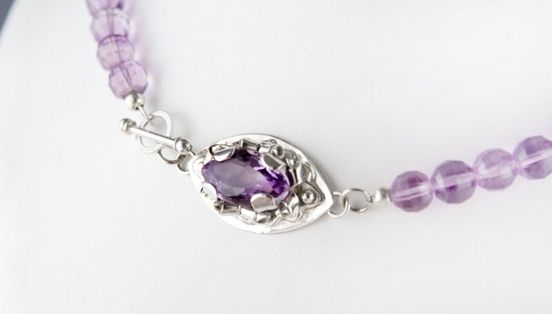 Exquisite Amethyst One Of A Kind Halskette Aus Sterling Silber, Facettierte Filigrane Halskette, Silber Frontverschluss Toggle von JanPalomboDesign