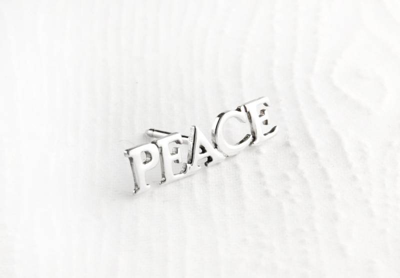 Peace Sterling Silber Tack Stil Pin von JanPalomboDesign