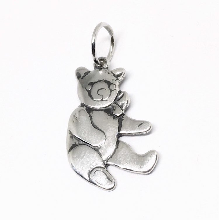 Teddybär Sterling Silber Charm von JanPalomboDesign
