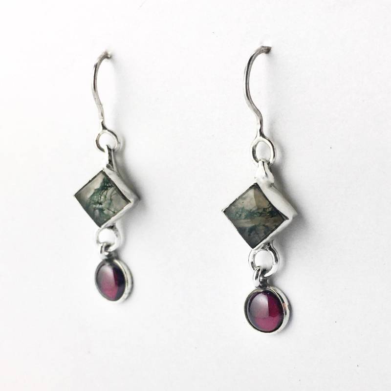 Willow Ohrringe in Moosachat Und Granat Kleine Sterling Silber von JanPalomboDesign