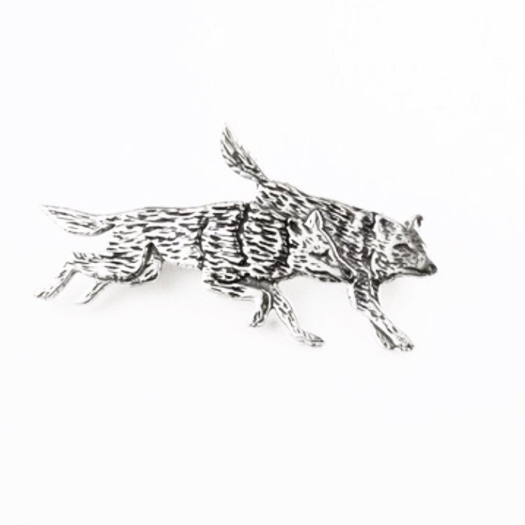 Wolf Pack Sterling Silber Pin Wolf Pack Sterling Silber Pin von JanPalomboDesign