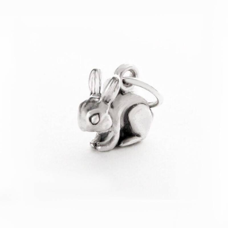 sterling Silber Hase Charm Anhänger | 10 X 10 Mm von JanPalomboDesign