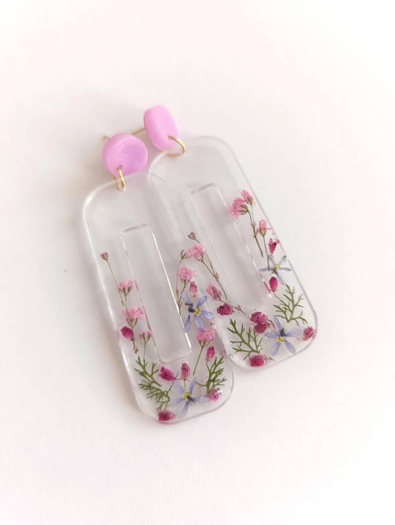 Farbenfrohe Harzohrringe Mit Echten Blumen Farbenfrohe Harzohrringe Mit Echten Blumen von JanaLuDesign