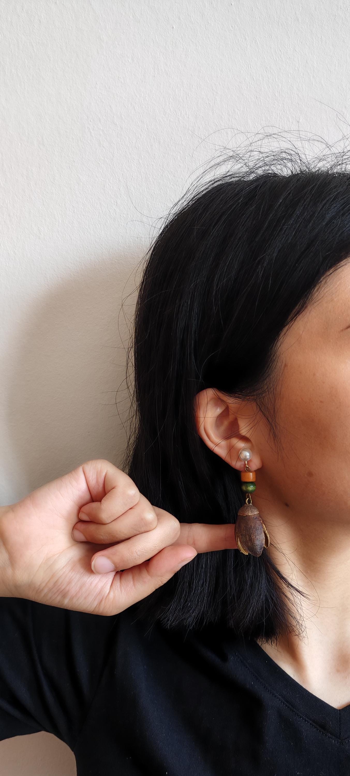 Real Bakuli Pod Earrings; Handmade Earrings Made From Real Plants/Fruits/Seeds; Botanical Jewelry Natural Materials Real Bakuli Pod Earrings; Handmade Earrings Made From Real Plants/Fruits/Seeds; Botanical Jewelry Natural Materials von JanaUndJan