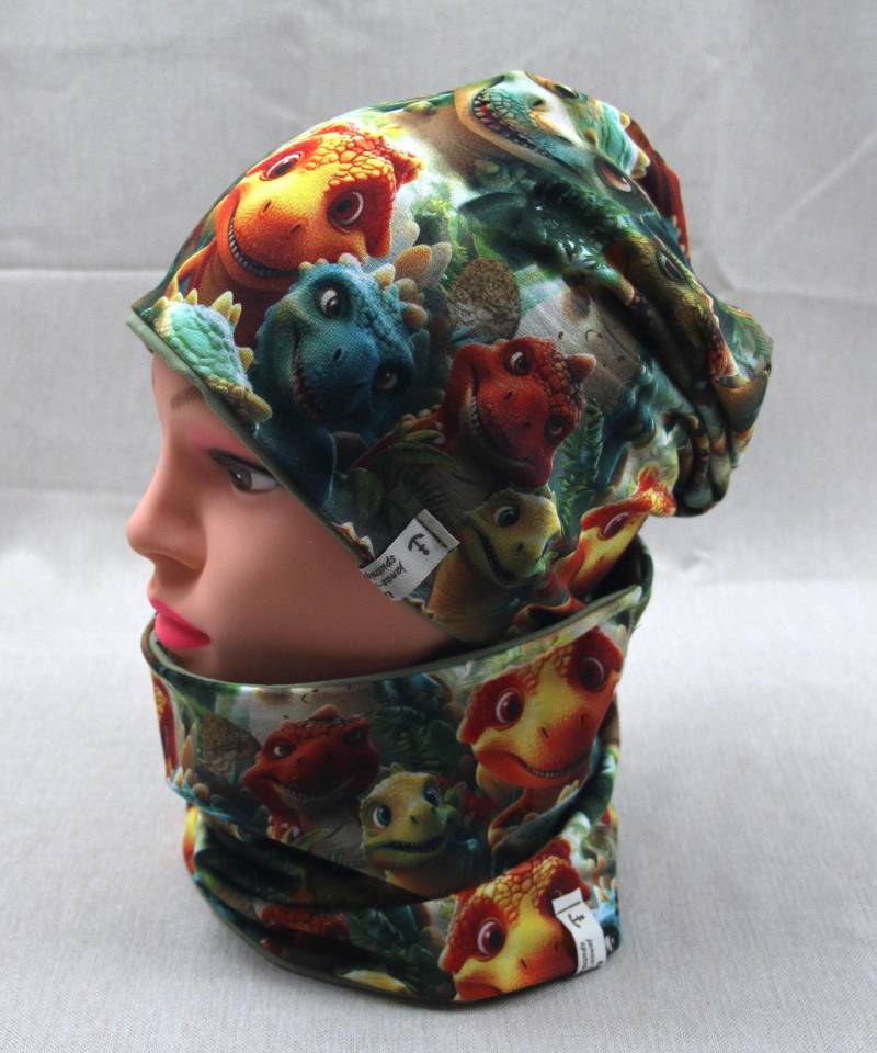 Beanie-Mütze, Bunte Dinos Beanie-Mütze, Bunte Dinos von JanasInspiration