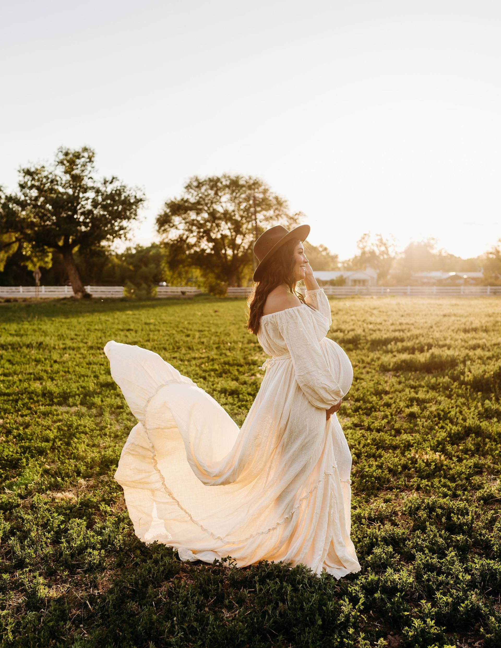 Creme Leinen Umstandskleid, Boho Schulterfreies Fließendes Umstandskleid von JandLDesignsboutique