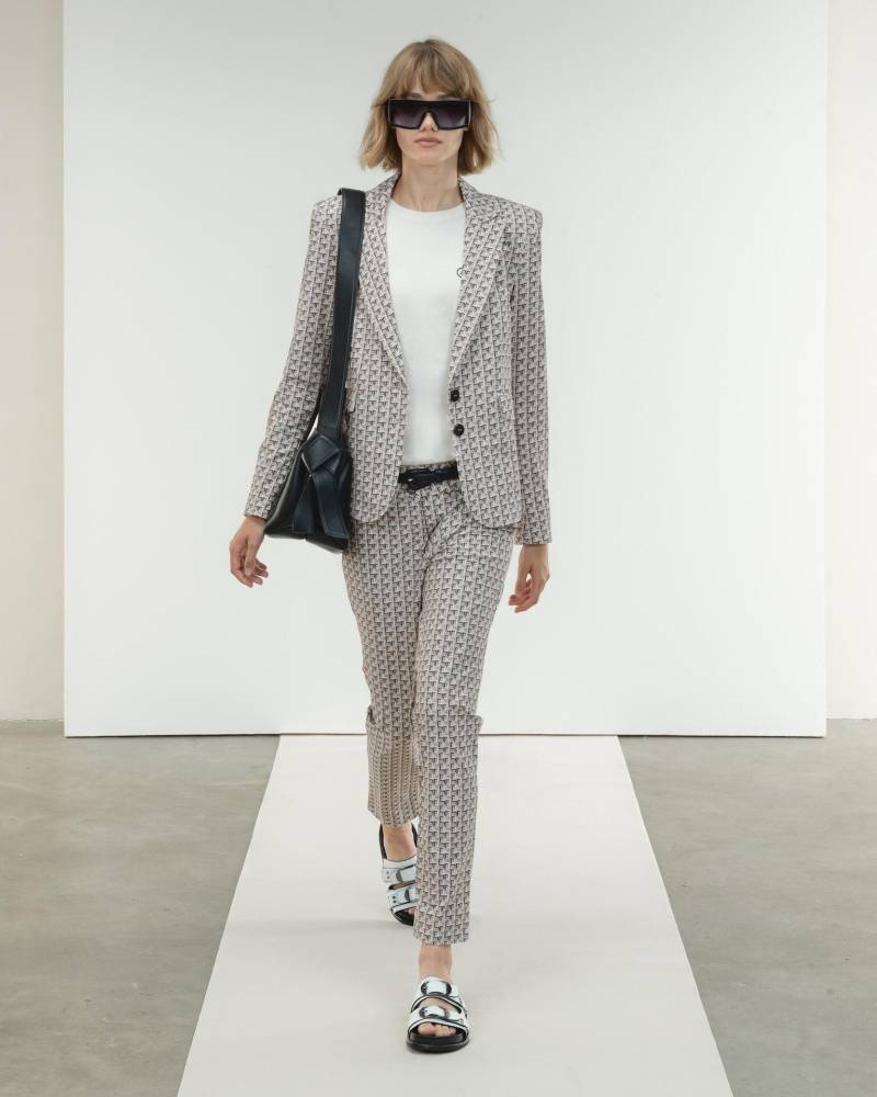 Jane Lushka - Hanna Blazer Technical Jersey pudra melange - Gr. - S von Jane Lushka