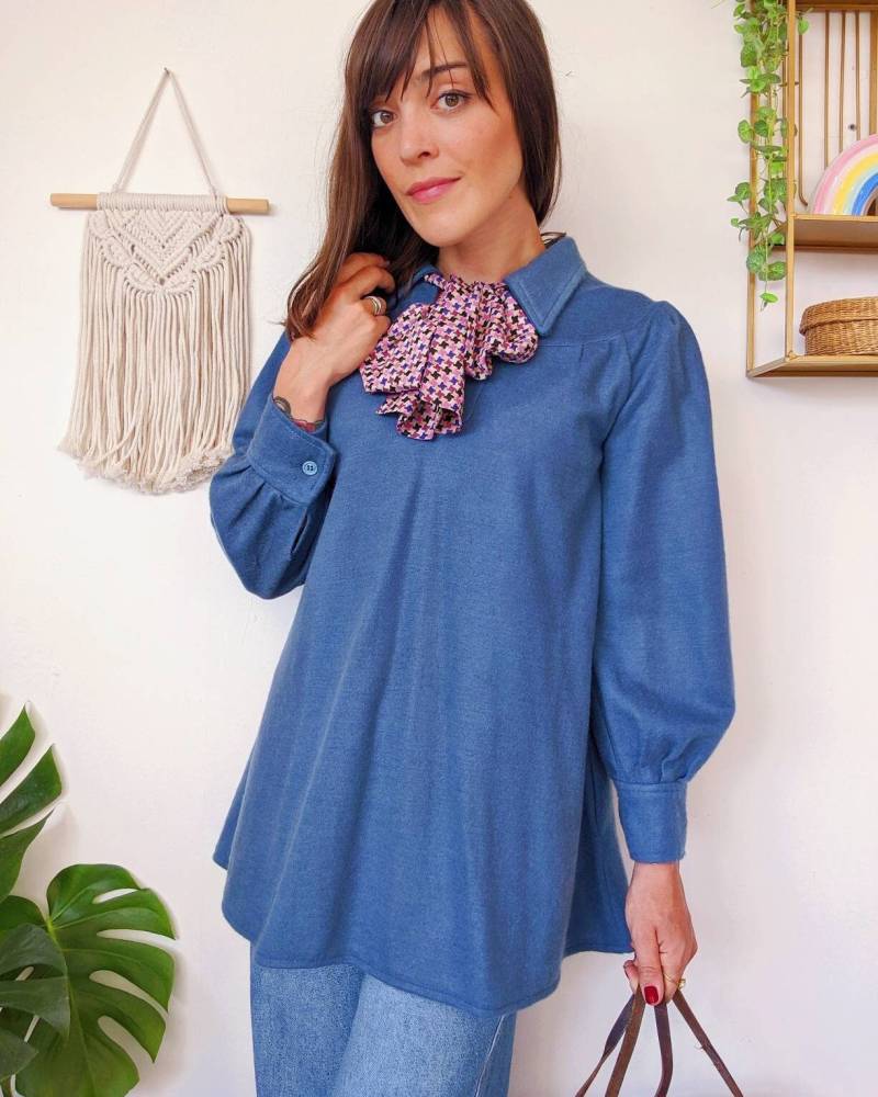 Blaue Tunika Aus Handgefertigter Wolle, Lange Bluse Mit Langen Ärmeln | Jahrgang Den 70Er Jahren von JaneEtSergeVintage