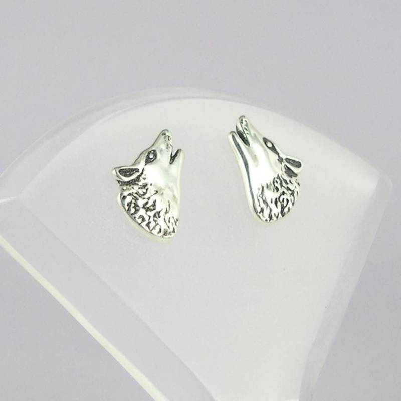 Heulender Wolf Ohrringe von JaneIrisDesigns