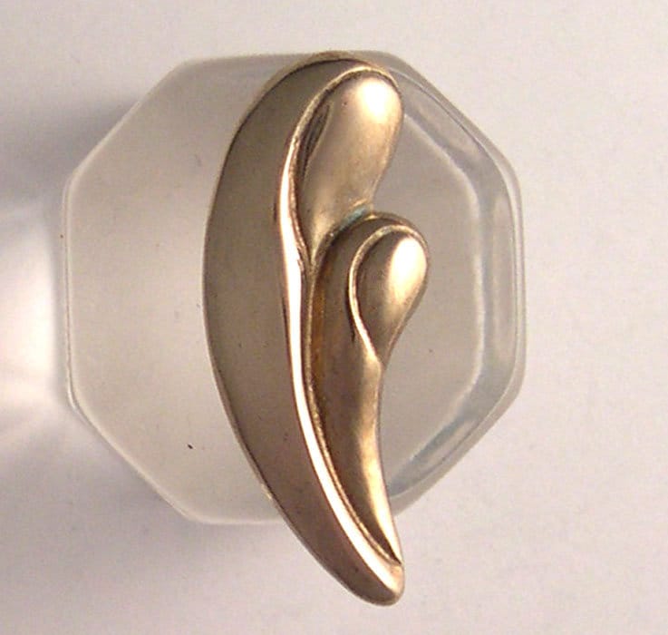 Mutterliebe Pin-Bronze von JaneIrisDesigns