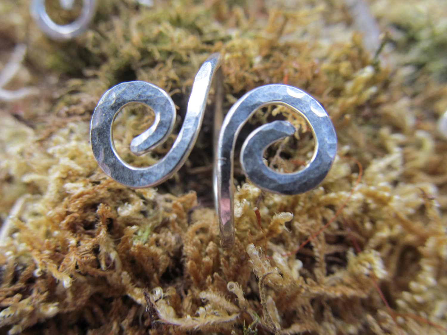 Infinity Ring, Hammered Argentium Sterling Silber Spirale, Schmuck, Liebe, Gehämmerter Ring Verstellbar von JaneMcCroryJewelry