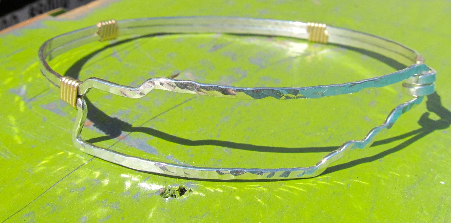 Tennessee Shaped Armband, State Umrissförmige Armband Aus Draht Gehämmert von JaneMcCroryJewelry
