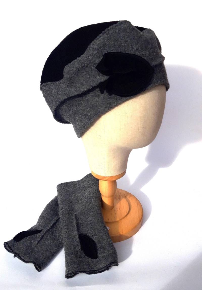 Baske Muetze Stulpen Set, Zweifarbiges Winterset, Wollwalk Sportlich Elegante Frauen Accessoires von Janecolori