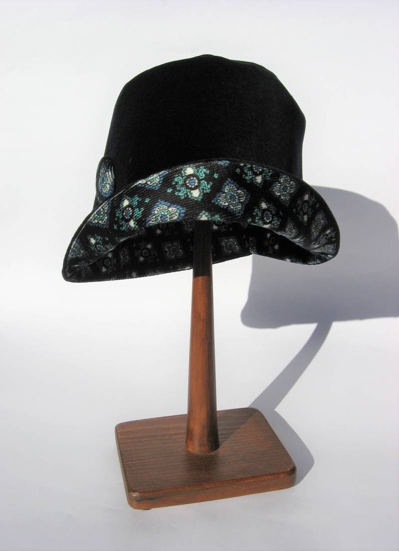 Damenhut Cloche, Dunkelblauer Samt Glochenhut 30Er Stil, Designer Retrò Stil Hut, Ml von Janecolori