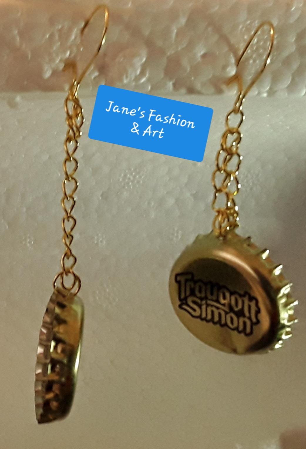 Kronkorken Ohranhänger, Ohrschmuck, Traugott Simon, Gold-Schwarz, Crazy Earrings, Unique Kronkorken Ohranhänger, Ohrschmuck, Traugott Simon, Gold-Schwarz, Crazy Earrings, Unique von JanesGiftIdeas