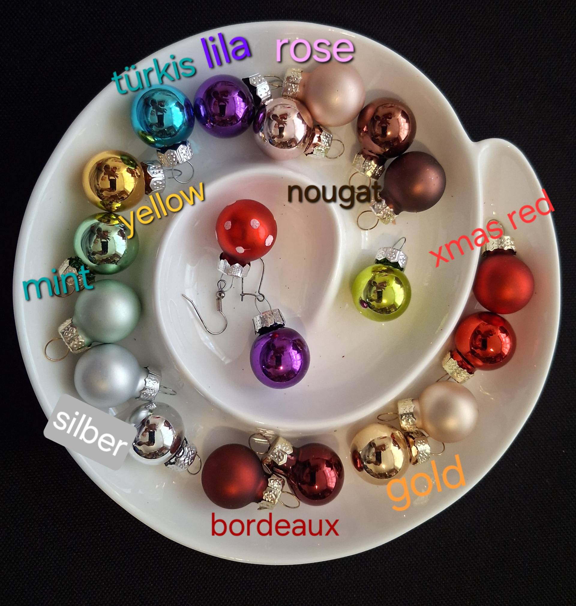 Ohranhänger, Ohrschmuck Weihnachtskugel Mini, Mit Personalisierung, Crazy Earrings, Unique von JanesGiftIdeas