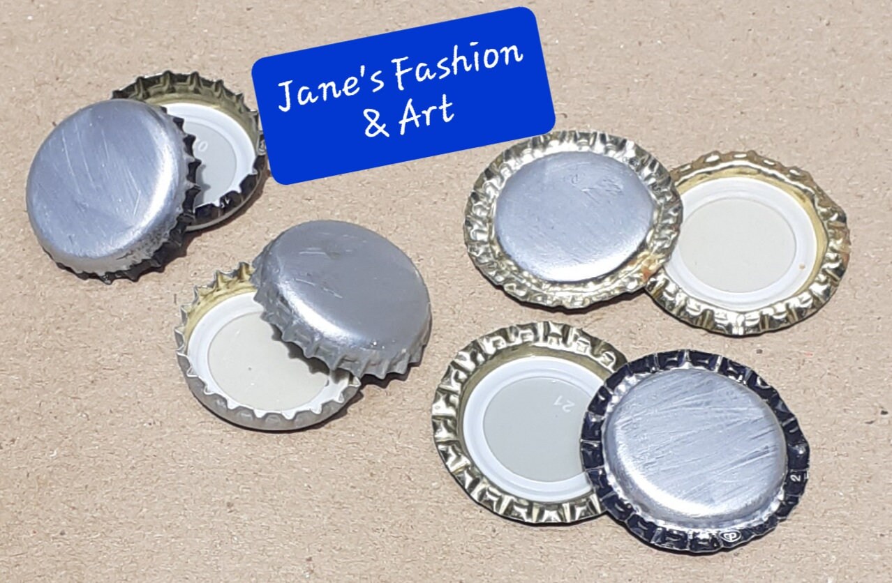 Personalisierbarer Ohrschmuck Aus Kronkorken, Ohranhänger Mit Namen Und Sprüchen, Silber, Silber-Schwarz, Silber-Gold Lasiert, Wunschtext Personalisierbarer Ohrschmuck Aus Kronkorken, Ohranhänger Mit Namen Und Sprüchen, Silber, Silber-Schwarz, Silber-Gold Lasiert, Wunschtext von JanesGiftIdeas