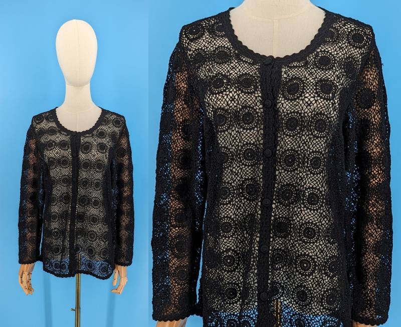 Vintage Seventies Hand Crochet Cardigan - 1970S Schwarzer Baumwollpullover 70S Boho Begonia Top Large von JanetandJaneVintage