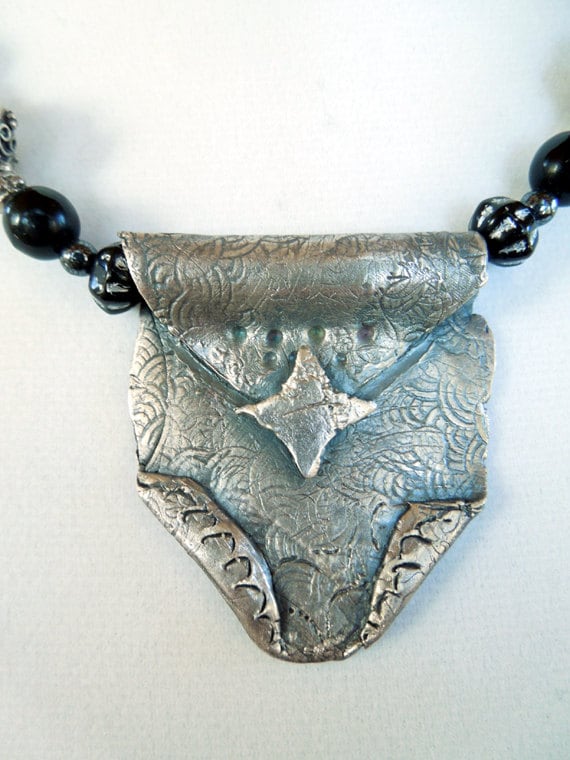 Edelmetall-Ton | Silber Halskette - Handarbeit Edelmetall-Ton | Silber Halskette - Handarbeit von JanetsCollectibles