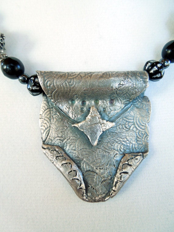 Edelmetall-Ton | Silber Halskette - Handarbeit Edelmetall-Ton | Silber Halskette - Handarbeit von JanetsCollectibles