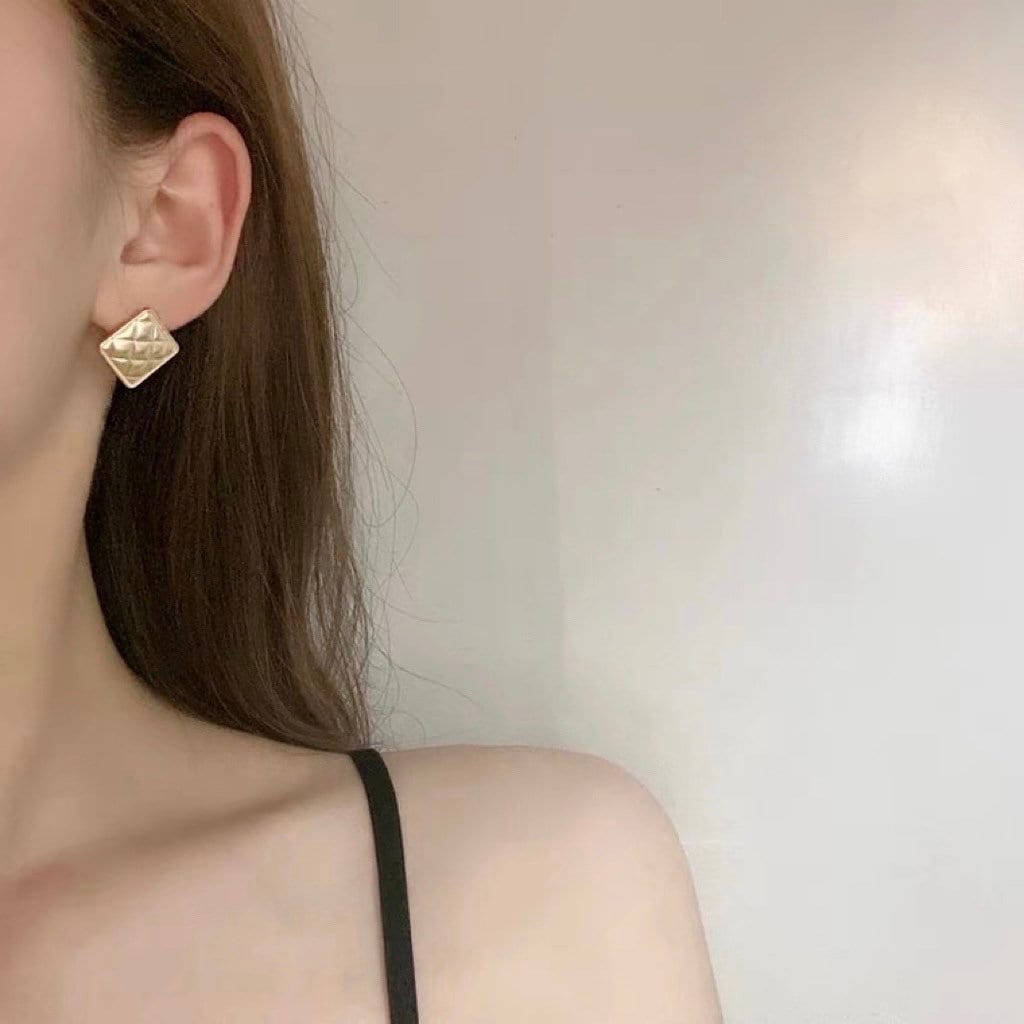 Schmuck Elegante Ohrringe Gold Schicke Goldohrringe Matt Ohrstecker Gold Silber 925 Schmuck Elegante Ohrringe Gold Schicke Goldohrringe Matt Ohrstecker Gold Silber 925 von JanieLsBoutique